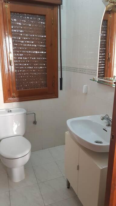 Villa Adosado Dr Fleming 12 à Poyales Del Hoyo Extérieur photo